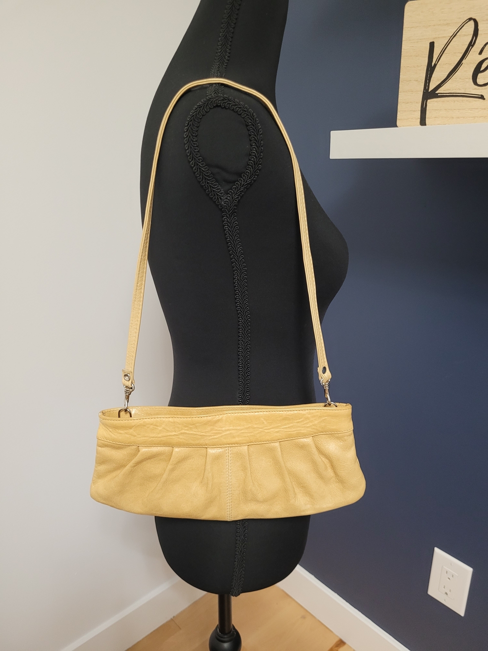 Y2K ALDO Tan Leather Baguette Shoulder Bag - Made in Canada